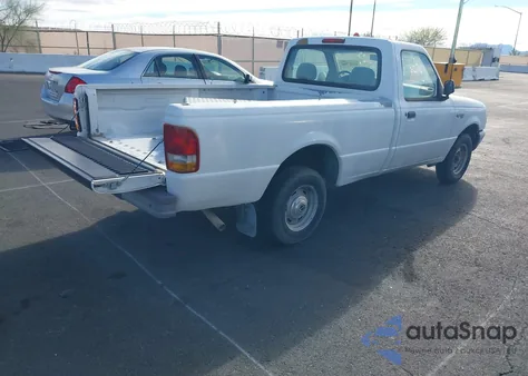 1996 Ford Ranger из США, поврежденный, VIN 1FTCR10UXTUA28638